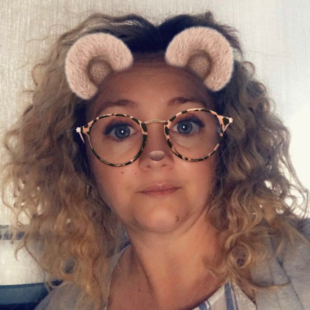 Meet your Posher, April